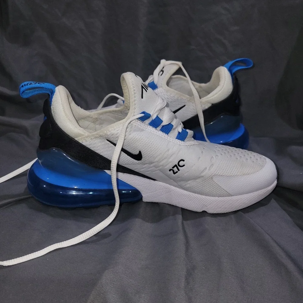 Size 6Y-Nike Air Max 270 GS 'White Photo Blue' 943345-112 (Womens 7)